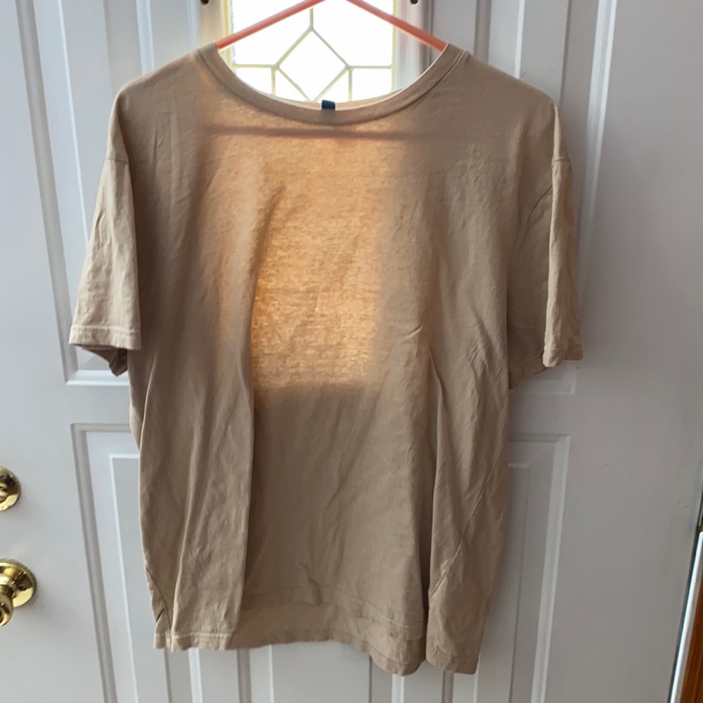 XL tan t shirt